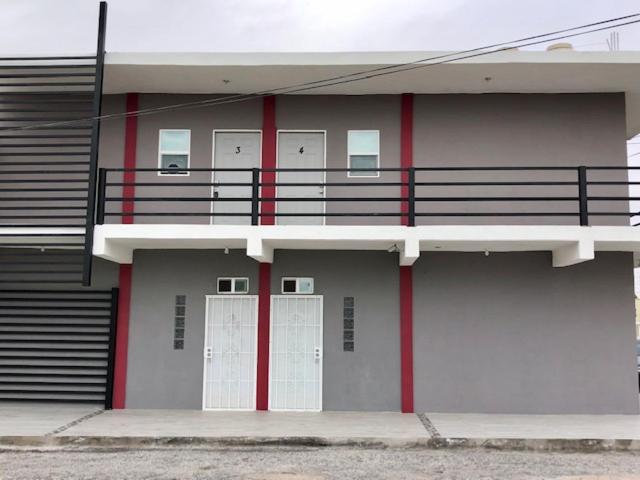 New 2 Bedroom Luxury Apartment -Great Location -Modern Rocky Point Exterior photo